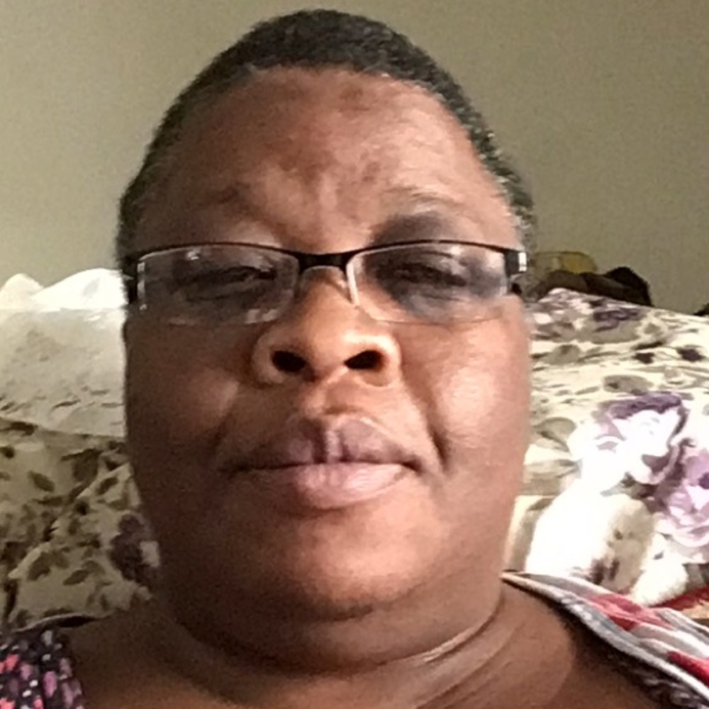 Meet your Posher, Cynthya
